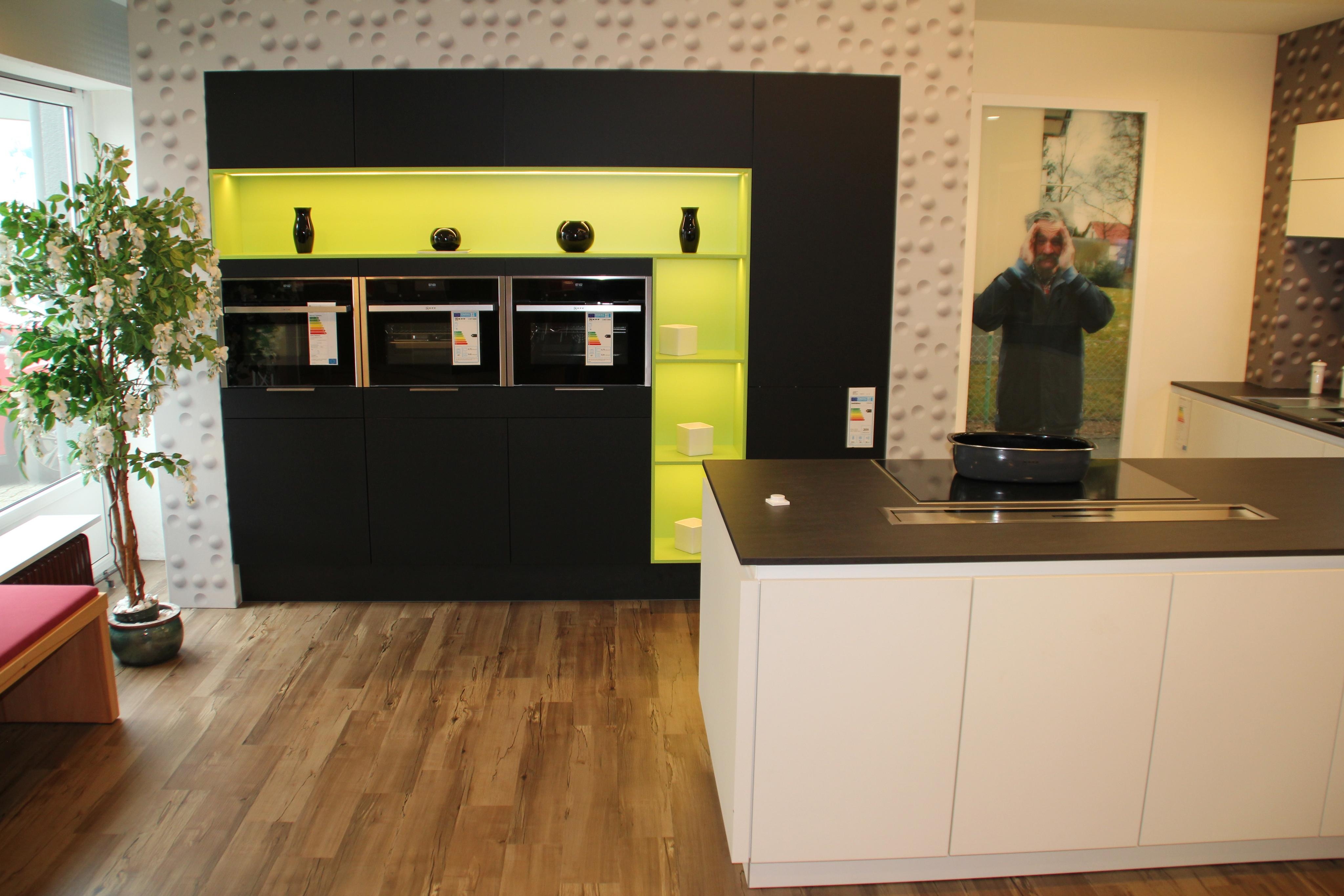 Individuelle Sonderregale ob mit oder ohne Beleuchtung. Fast alles ist möglich!